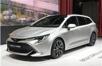 Toyota Corolla Touring Sports revealed at Paris motor show