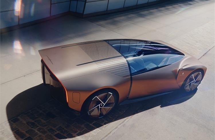 Teorema designed to “give people back the pleasure of living the car, driving and travelling, without the frustrations of increased congestion and other compromises, all while integrating AI, 5G and the latest technology.”
