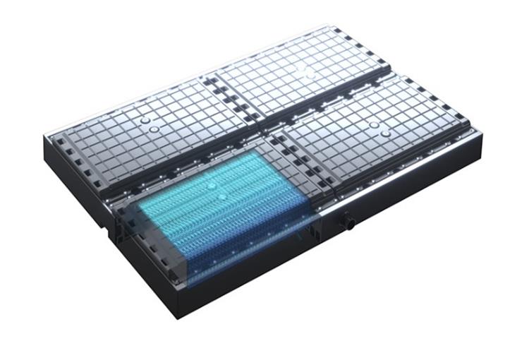 Immersion cooling significantly reduces charging times for EV batteries. To charge them fast, heat must be evenly distributed inside the battery cell and the temperature must not rise too high.