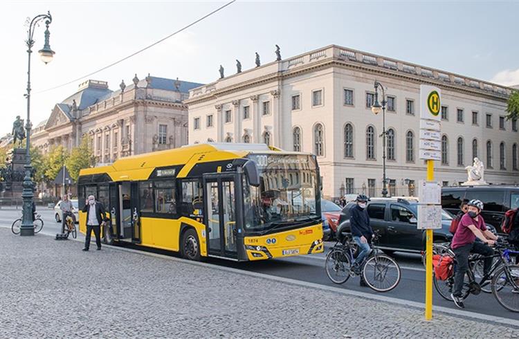 Berlin takes delivery of 90 more Solaris electric buses