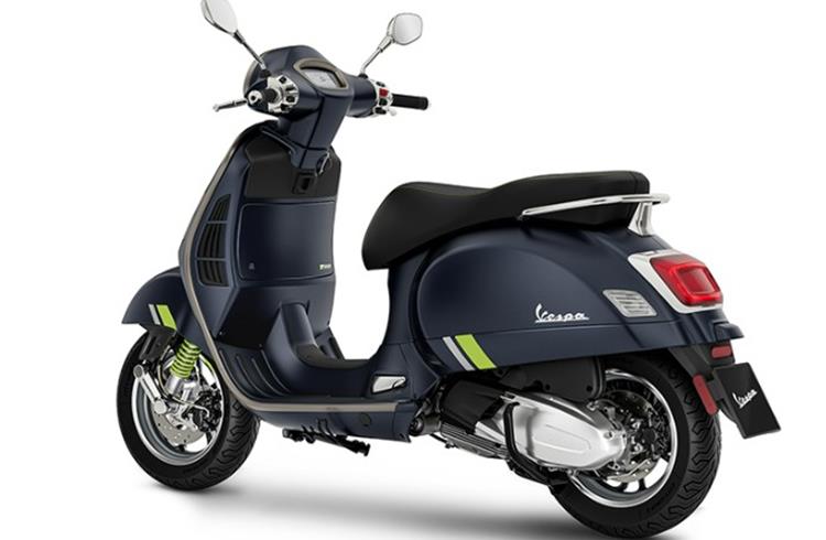 The Vespa GTS Supertech 300.