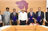 Tata Motors and Ford Officials along with the Chief Minister of Gujarat, Bhupendra Patel, Additional Chief Secretary, Government of Gujarat, Dr. Rajiv Kumar Gupta, IAS and Additional Chief Secretary to CM, Pankaj Joshi at the MOU Signing in Gandhinagar.