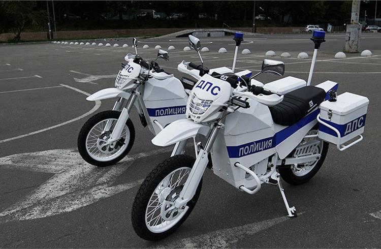 The electromotorcycles from Kalashnikov are intended for road patrol and patrol police services