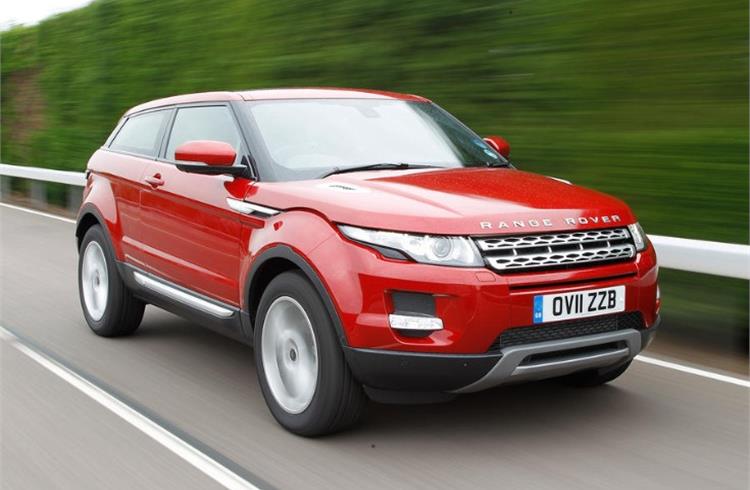 ...and stretches the face of the Range Rover Evoque over it