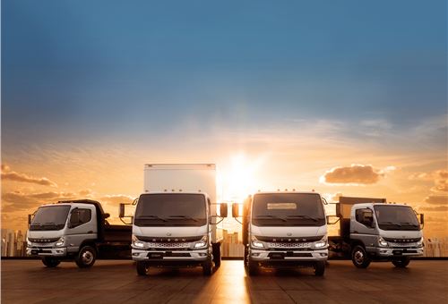 Daimler Truck launches Rizon medium-duty electric trucks in the US