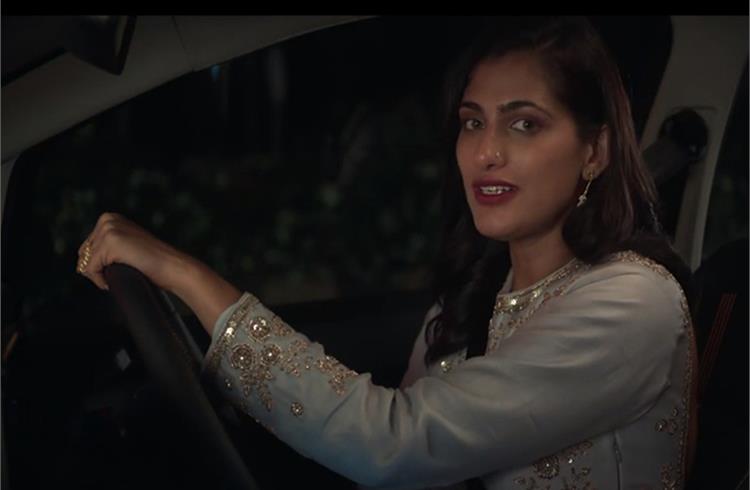 A screenshot of the video from Ford and Airtel promoting safe driving