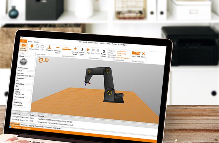With free igus robot control, the user can simulate, programme and control the robot. 