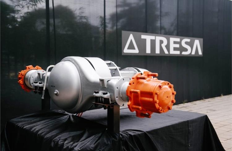 The DAX 1 e-axle integrates Tresa’s Flux 350 motor, motor controller, AMT gearbox and differential into a single compact unit.