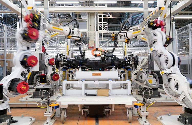 Nissan’s intelligent factory replicates 'takumi' skills at Tochigi plant