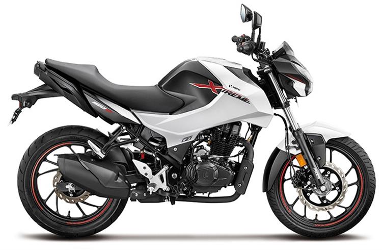 The new Xtreme 160R is priced at Rs 99,950 (front disc with single-channel ABS) and Rs 1,03,500 (double-disc with single-channel ABS).