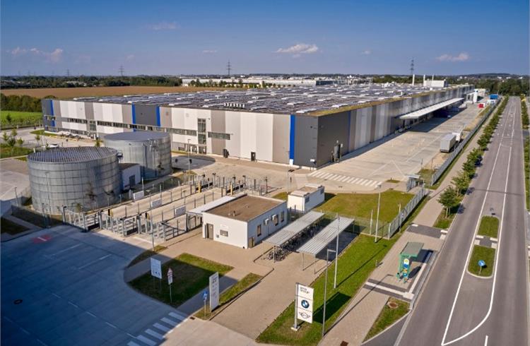 BMW Group begins producing cells for next-generation batteries
