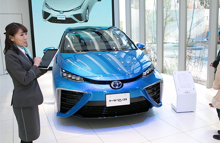 By May 2020, every Toyota model to retail from every outlet in Japan