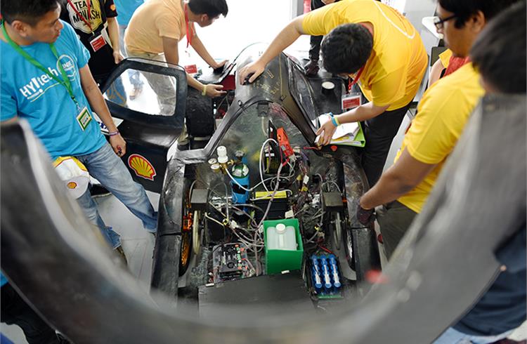 : Team Monash UC, race number 611, from Monash University, Malaysia, Malaysia, competing in the UrbanConcept - Hydrogen category during Day 2.