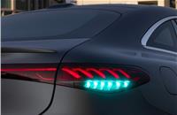 Mercedes-Benz to use turquoise lights for self-driving cars