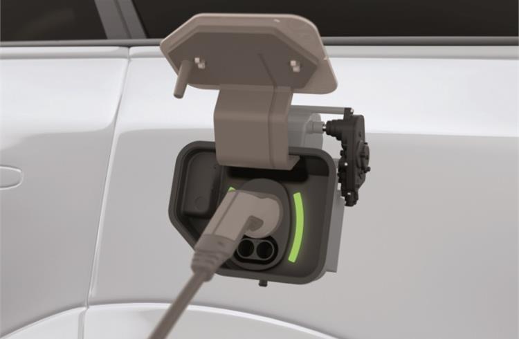 The electronic charging lid actuator makes the tank cap intelligent; lighting components visualise the status of the battery and the charging mode and provide additional design accents. 