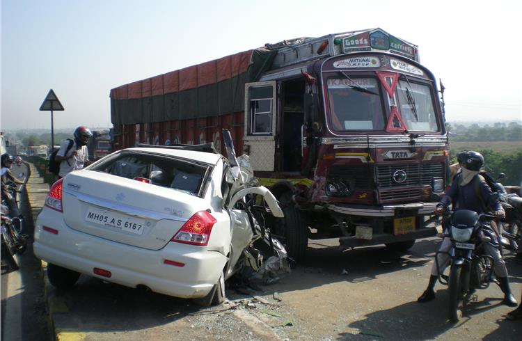 India speeds ahead in road mishaps