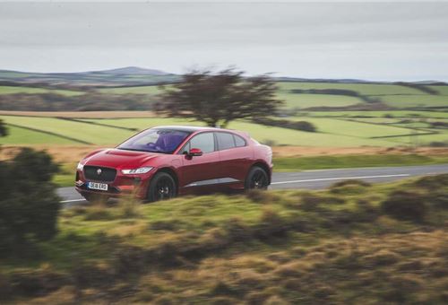 UK loans £500m to Jaguar Land Rover for EV production