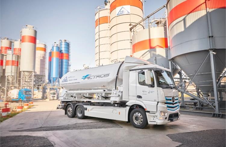 Mercedes-Benz’s electric Actros truck clicks with customers
