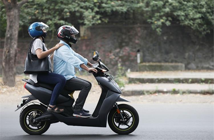Ather has now commenced test-rides of the 450X in association with Akhand Distributors, Jaipur’s leading retailer.