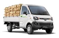 The new Jeeto Plus CNG CharSau, which rolled out from Mahindra’s Zaheerabad plant on August 8, 2022, has a range of up to 400 kilometres