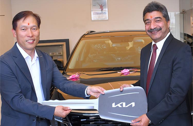 Kia India commences CSD delivery for Defence Personnel