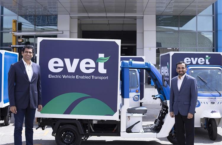 L-R: Maxson Lewis, MD, Magenta along with Mahesh Babu, CEO, Mahindra Electric Mobility at the launch of Magenta EVET.