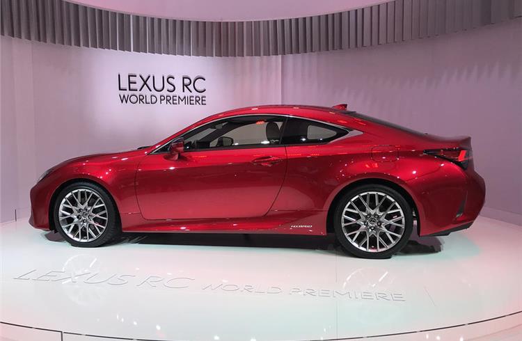 Facelifted Lexus RC unveiled at Paris motor show