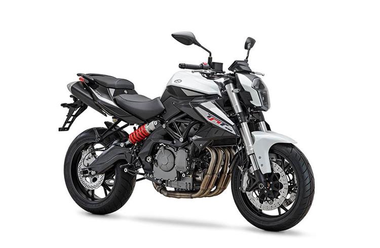 Benelli updates TNT 600 with LED headlamps and full-TFT display