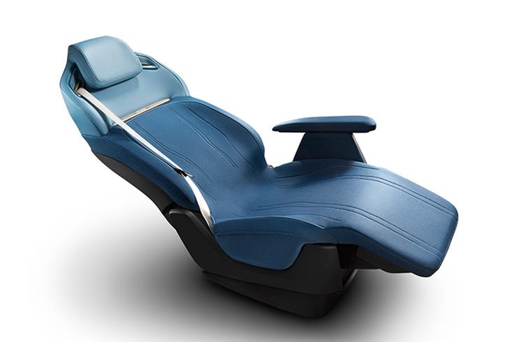 Yanfeng reveals production-ready 'zero gravity' seat