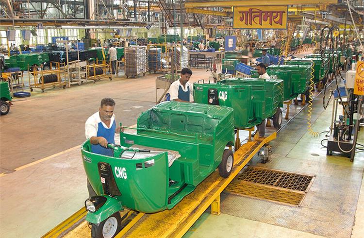 Bajaj Auto's Waluj plant sees 140 cases of Covid-19, operations to continue