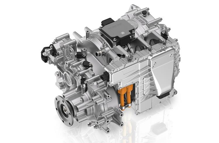 ZF’s all-electric CeTrax lite central drive, with peak performance of 150 kW and a torque of 1500 Nm, is designed for quiet, emission-free inner-city transport as well as last-mile delivery logistics.