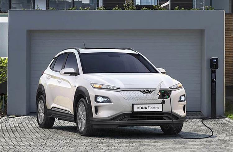 Kona Electric has a 39.2kWh lithium-ion battery that delivers an ARAI-rated range of 452km. Hyundai says it has received 120 confirmed bookings in 10 days since launch on July 9.