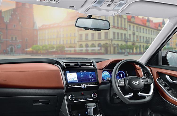 Hyundai Alcazar gets 11,000 bookings, over 60% for diesel variants