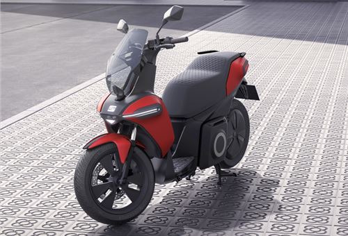 SEAT reveals its first-ever e-Scooter
