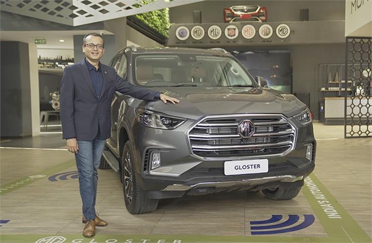 Gaurav Gupta, Chief Commercial Officer, MG Motor India with the MG Gloster Savvy 7-seater variant.
