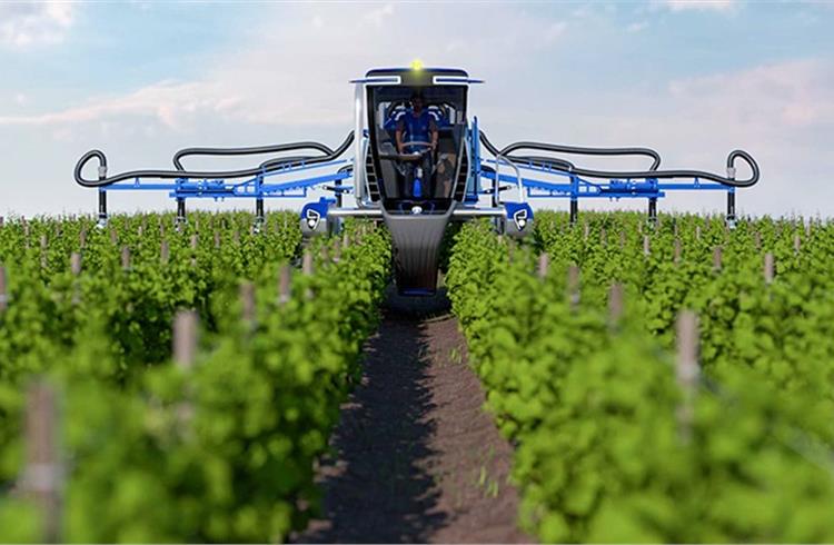 The concept tractor was specifically designed to meet the demanding requirements of narrow vineyards.