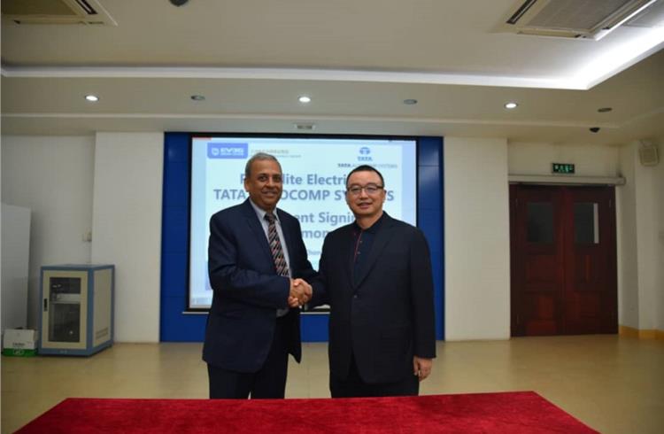 L-R: Arvind Goel, MD and CEO, Tata AutoComp Systems and Charles Lu, Chairman, Broad Ocean Motor Group.
