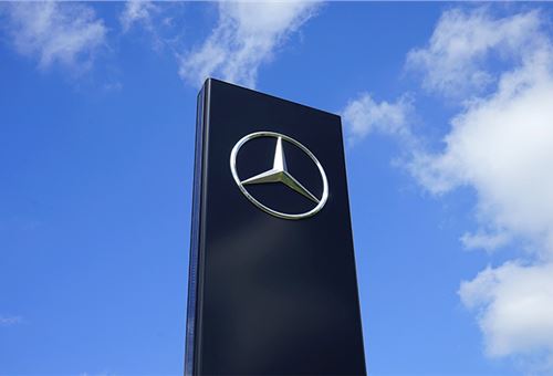 Mercedes-Benz threatened with recalls of Euro 6 cars over defeat devices: Report