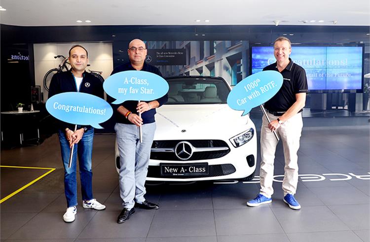 Martin Schwenk, MD and CEO, Mercedes-Benz India and Tushar Kumar, MD and CEO, Silver Arrows with customer Rishi Nayyar.