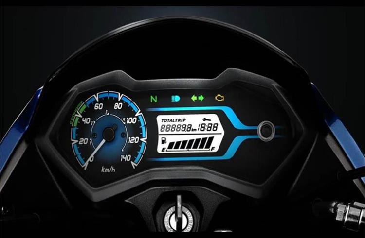 The semi-digital instrument cluster continues to show the speed via an analogue gauge, but the other information is displayed on a digital screen.