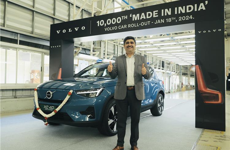 Volvo Car India MD Jyoti Malhotra with the milestone 10,000th model, an all-electric XC40 Recharge SUV. 