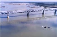 This is the fourth longest bridge in India after the Bandra-Worli Sea link (5.6 km)