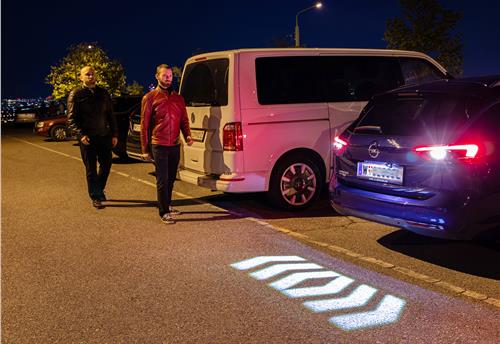 Continental uses micro-LED tech for dynamic near-field projections to enhance safety