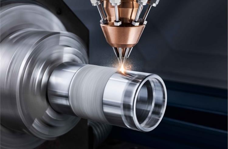 Trumpf’s new nozzle technology increases the coating speed to well over 600 square centimetres a minute, even reaching speeds as high as 1,000 square centimetres a minute in certain applications.