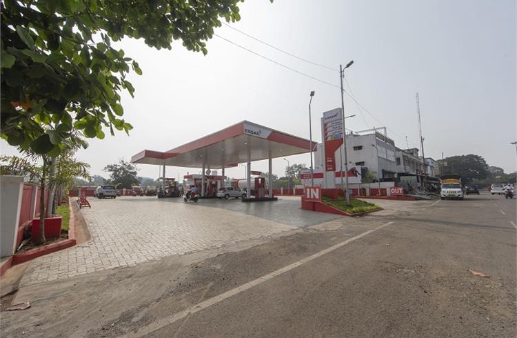 Nayara Energy to retail Shell Lubricants at its fuel station