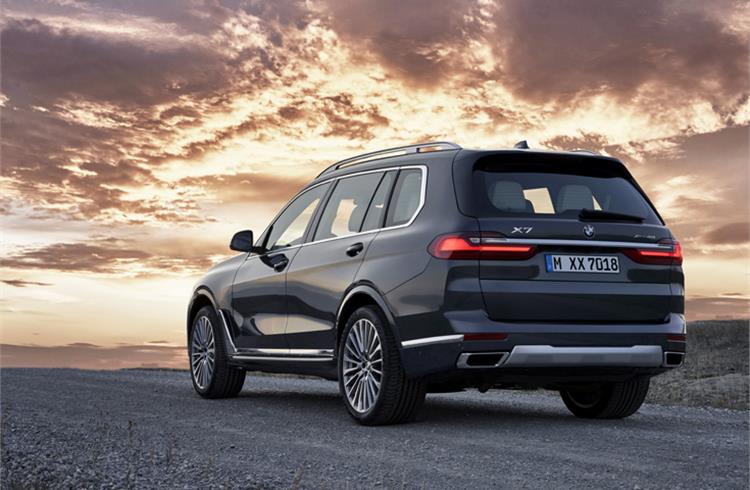 BMW reveals new range-topping X7 SUV