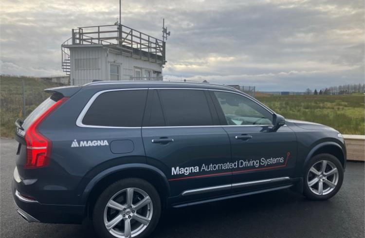 New cutting-edge ADAS solutions in V2V and V2X connectivity are being trialed at a dedicated, private 5G network at Magna’s test track located in Vargarda, Sweden.