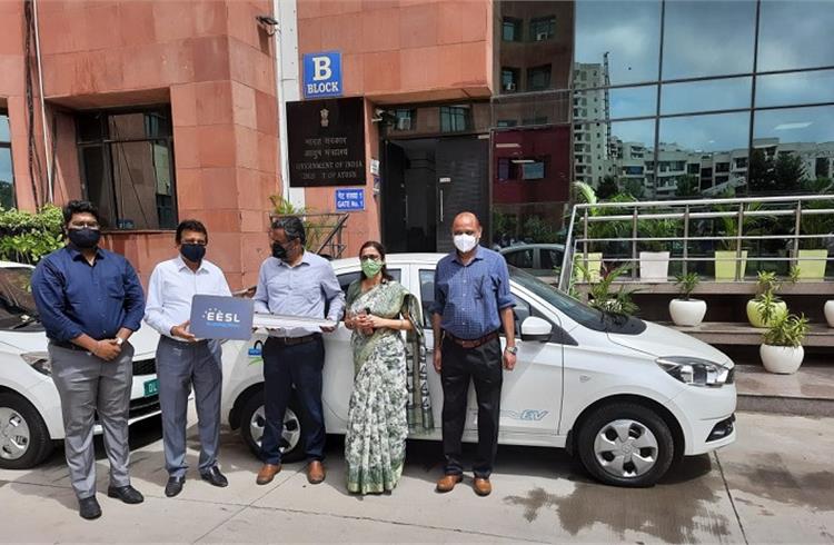 The first batch of Tigor EVs was handed over to P N Ranjit Kumar, joint secretary (Admin), Ministry of AYUSH by Raj Kumar Luthra, general manager, EESL.