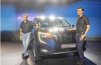 L-R: M&M’s MD Dr Anish Shah and Rajesh Jejurikar, executive director, with the XUV700.