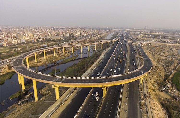 Delhi has more than 90 flyovers. Twenty-five of them were constructed in the past five to six years and are in good condition.